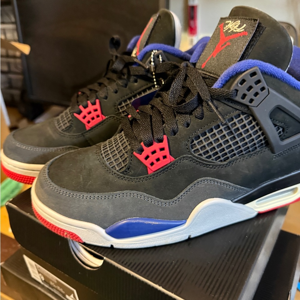 Nike Jordan 4 Retro